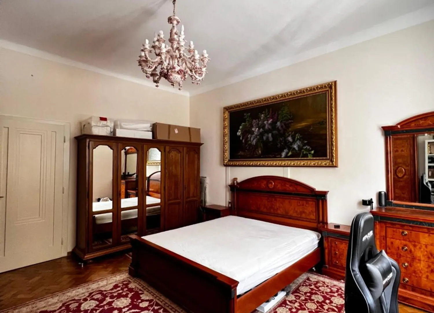 Elegant Apartment Near Schoenbrunn Vienna